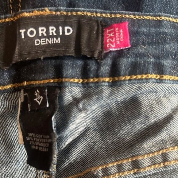 Torrid Denim 5 pocket skinny jeans, size 22XT - Picture 3 of 4